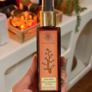 Forest Essentials Sandalwood & Vetiver Body Mist